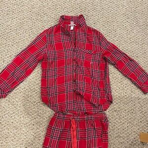 Victoria secret pajama set